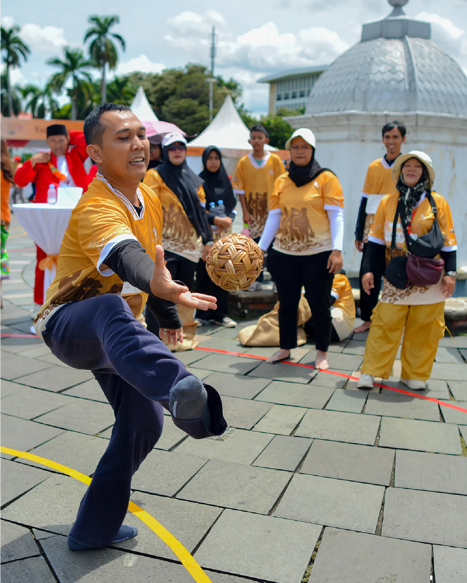 ESTAFET PERMAINAN NUSANTARA